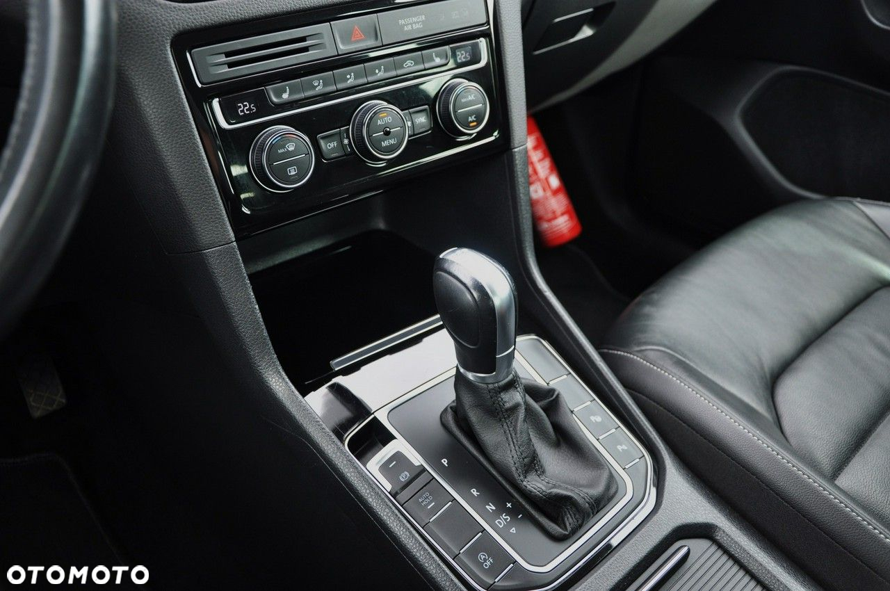 Volkswagen Golf Sportsvan 1.4 TSI (BlueMotion Technology) DSG Highline - 23