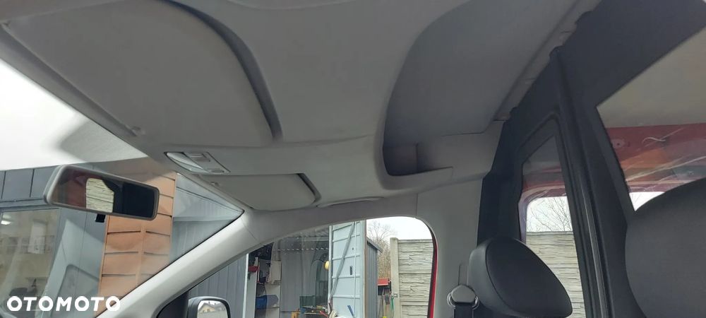 Volkswagen CADDY - 13