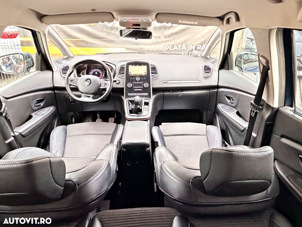 Renault Grand Scenic - 22