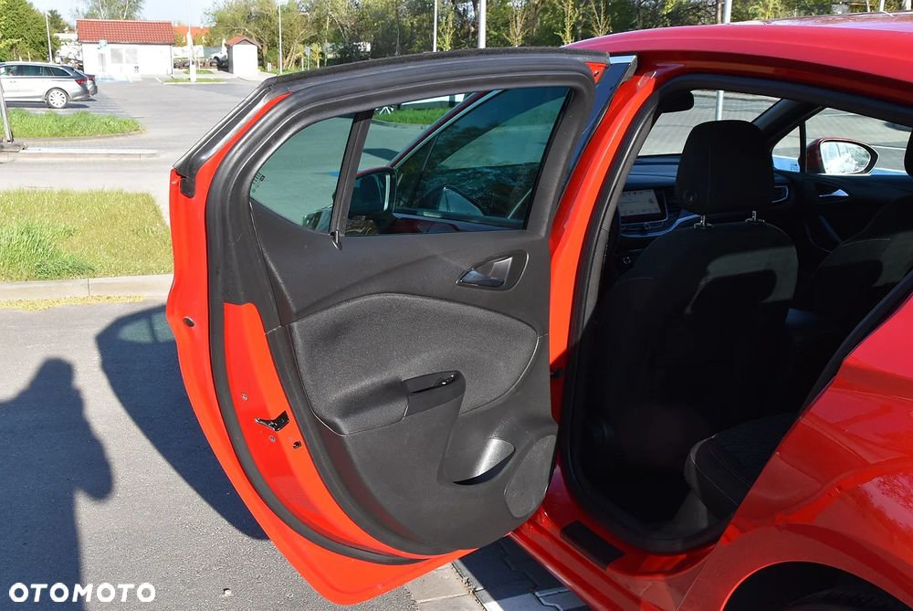 Opel Astra 1.4 Turbo Edition - 17