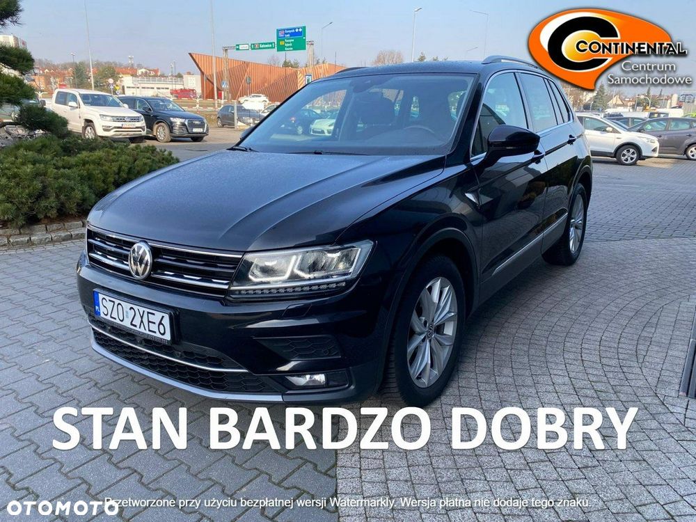 Volkswagen Tiguan - 1