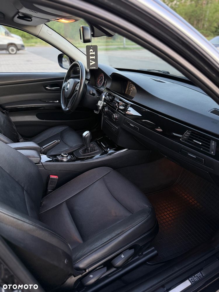BMW Seria 3 320d DPF - 6