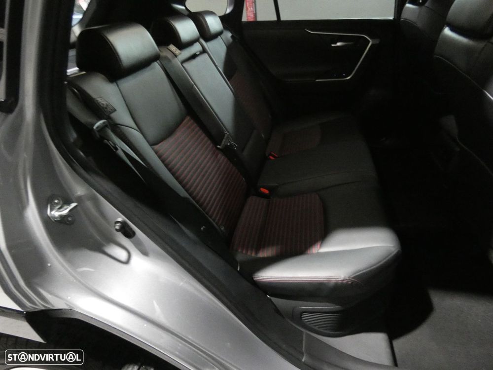 Toyota RAV4 2.5 HDF Plug-in Square Co.AWD-i - 21