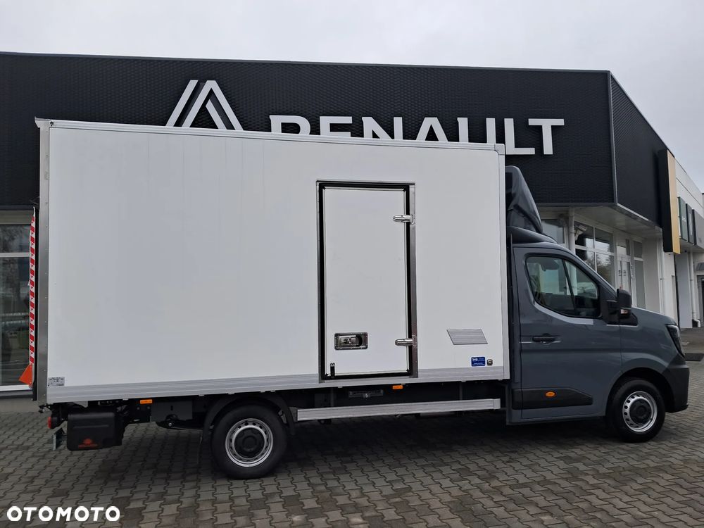 Renault Nowy Master - 9