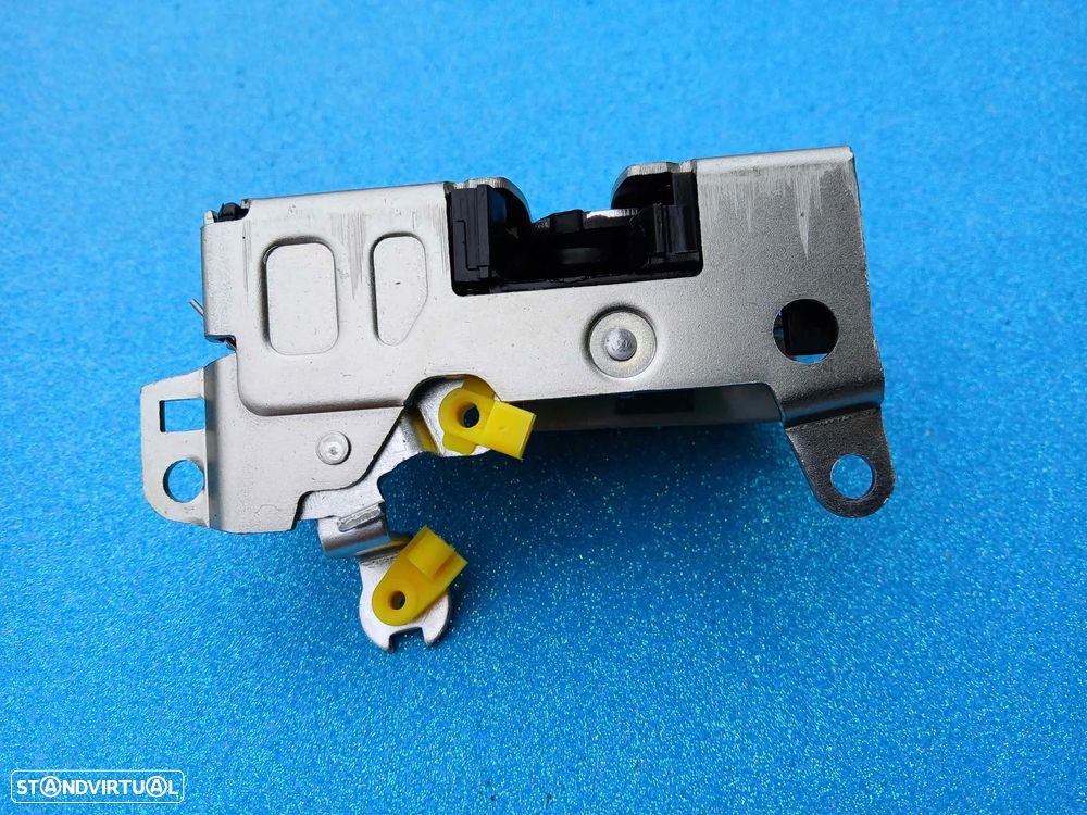 Fechadura porta Iveco Daily de 1999 em diante  NOVA - 3