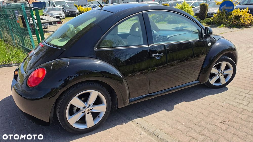 Volkswagen New Beetle 2.0 - 26