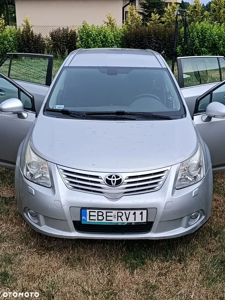 Toyota Avensis 1.8 Multidrive S Sol - 1