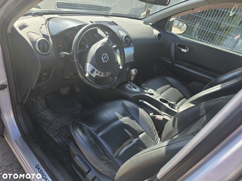 Nissan Qashqai 2.0 dCi 4 x 4 DPF tekna - 8