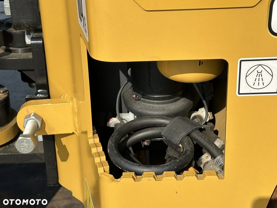 Caterpillar CB 2.7 GC - 31