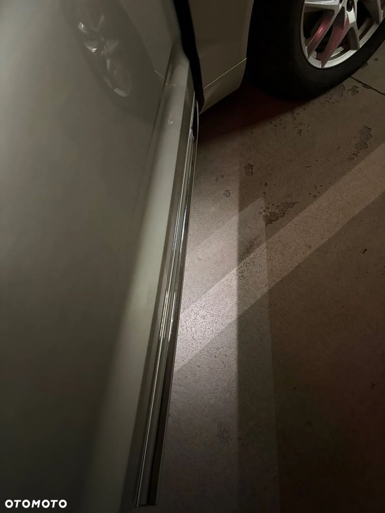 Volvo XC 60 D5 AWD Inscription - 32