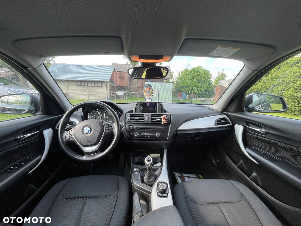 BMW Seria 1 116d - 8