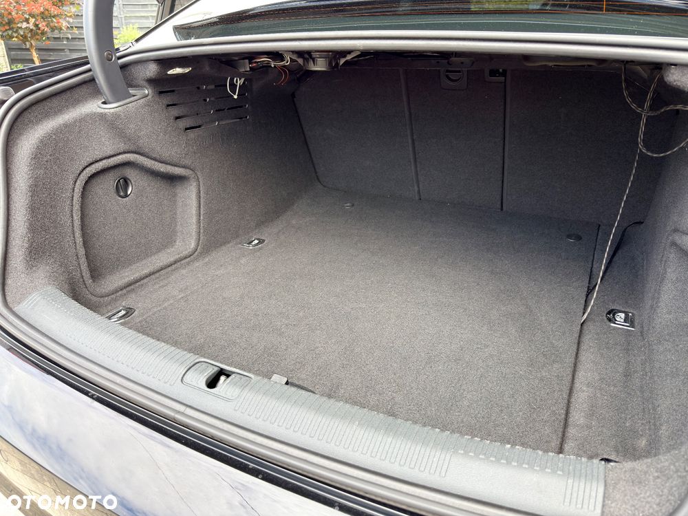 Audi A4 Limousine 2.0 TDI S tronic - 34