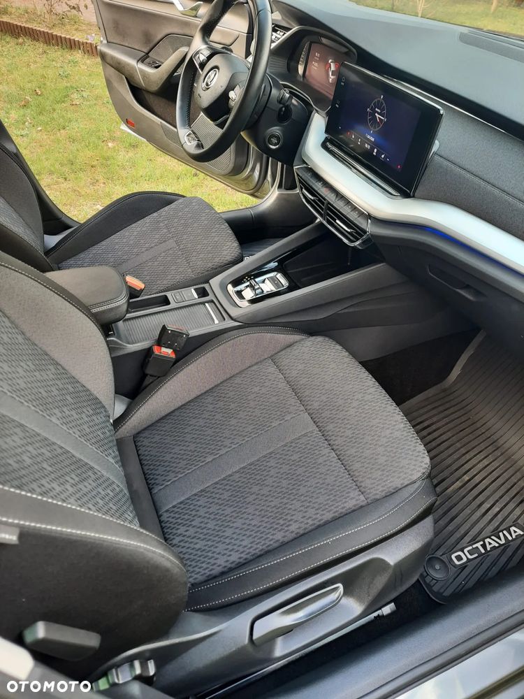 Skoda Octavia 1.5 TSI e-Tec Style DSG - 9