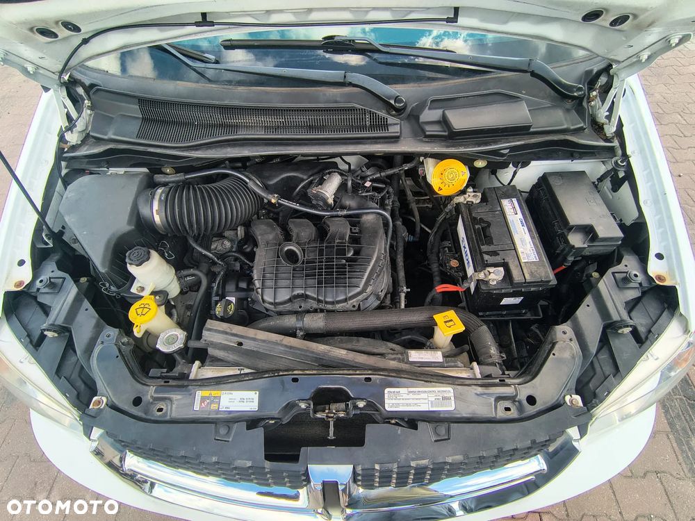 Dodge Grand Caravan 3.6 R/T - 9