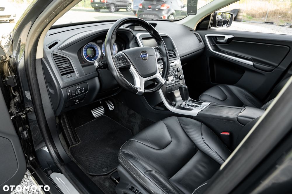 Volvo XC 60 2.0T Powershift RDesign - 15