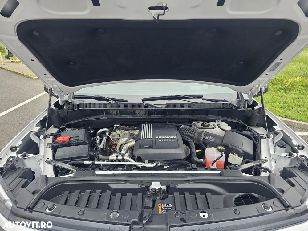Chevrolet Silverado - 9