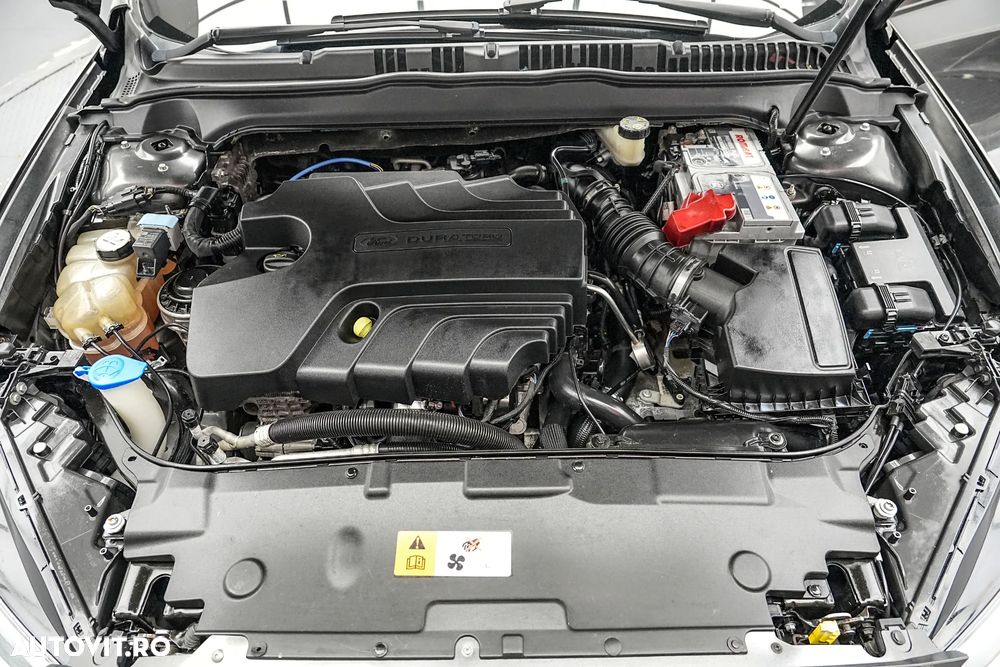 Ford Mondeo 2.0 TDCi Powershift Business - 21
