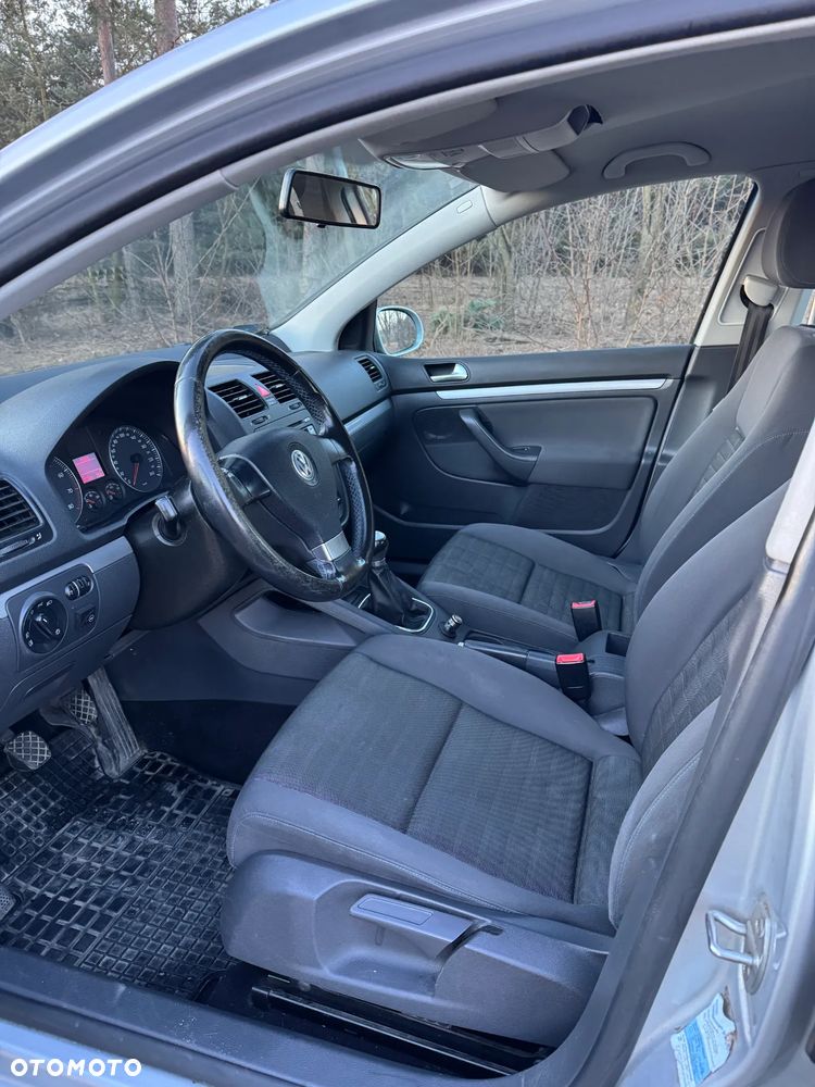 Volkswagen Golf 1.6 Q-Line - 13
