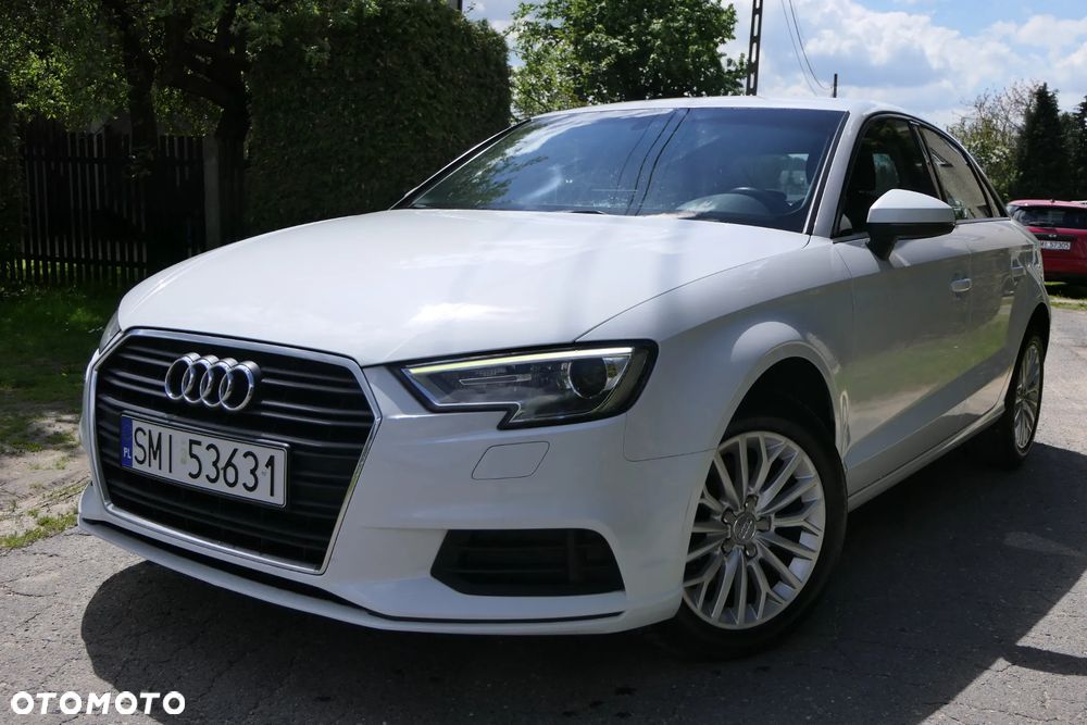 Audi A3 Limousine 1.6 TDI S tronic design - 1