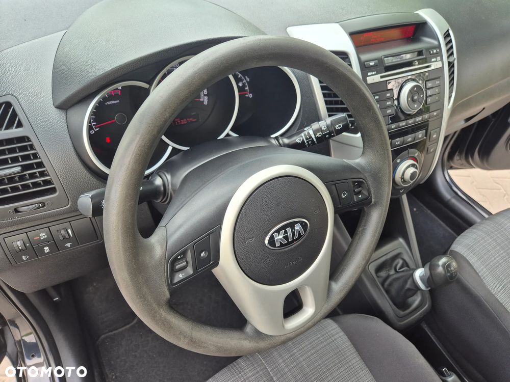 Kia Venga 1.6 Business Line - 20