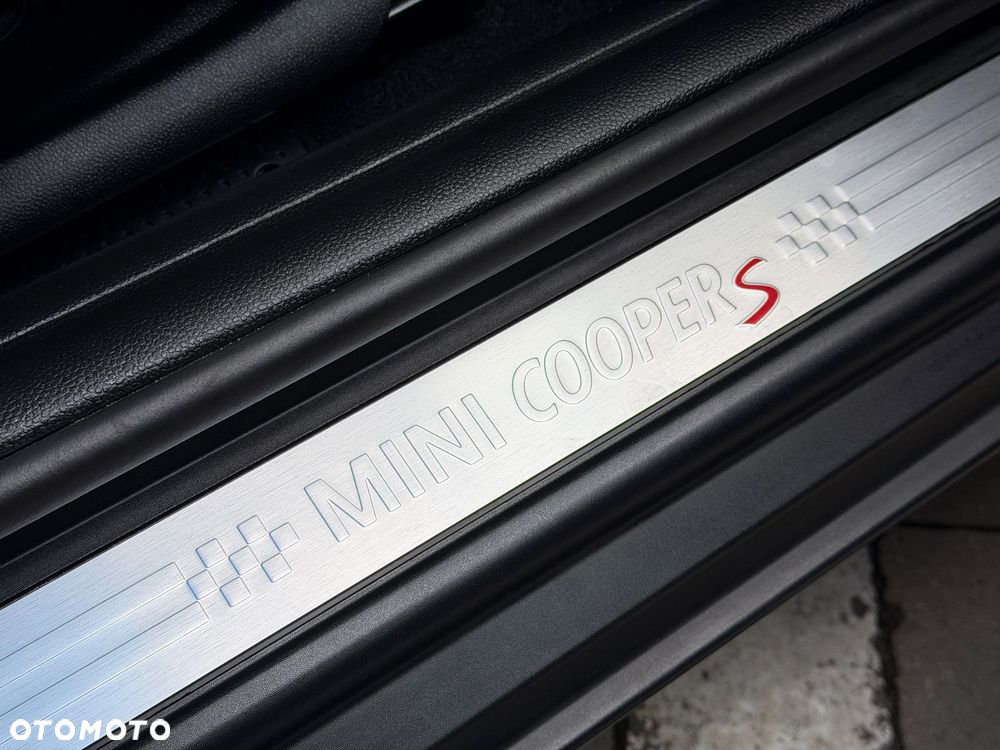 MINI Cooper S Standard - 16