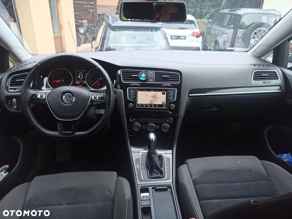 Volkswagen Golf 1.6 TDI BlueMotion Technology DSG Comfortline - 19