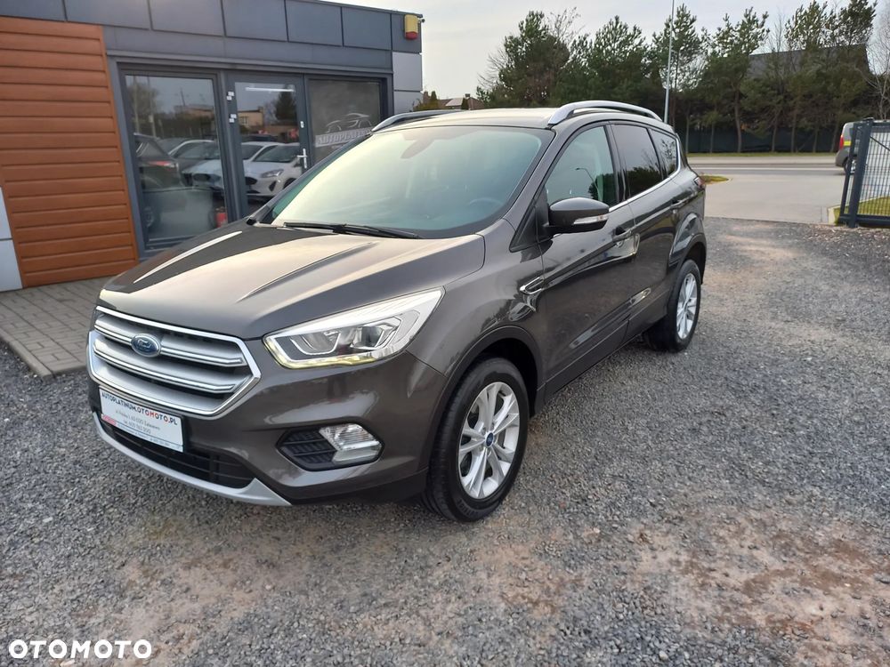 Ford Kuga 1.5 TDCi 2x4 Titanium - 2