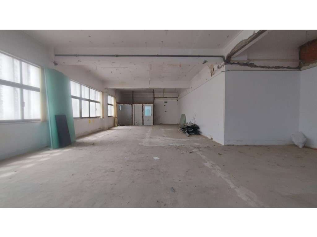 Espaço Polivalente em Open Space - Quinta do Lambert - Grande imagem: 2/19