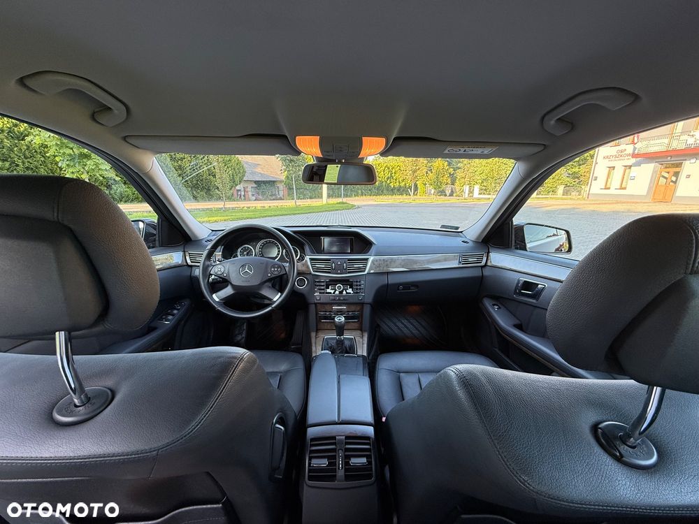 Mercedes-Benz Klasa E 250 CDI BlueEff Elegance - 20