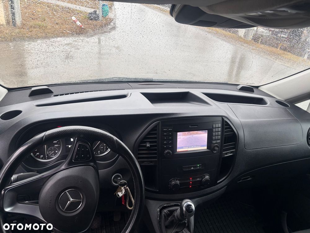 Mercedes-Benz Vito - 12
