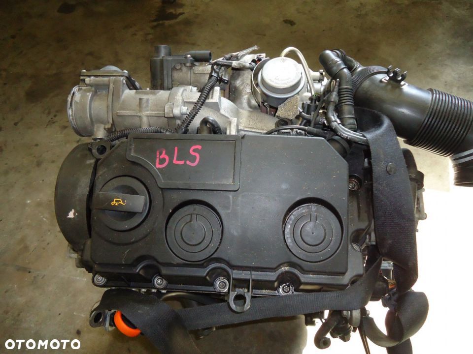 SILNIK VW SKODA 1,9TDI BLS T5 OCTAVIA PASSAT B6 - 1