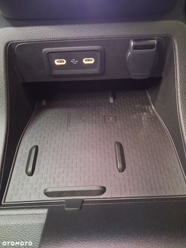 Mercedes-Benz Klasa T 180 d Progressive - 17