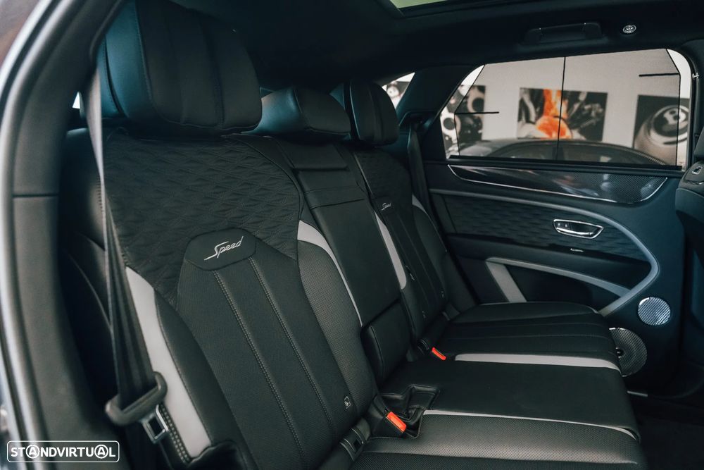 Bentley Bentayga V8 Speed - 30
