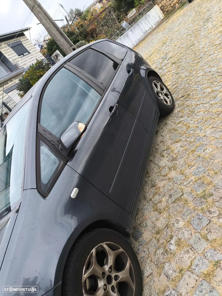 Ford C-Max 1.6 TDCi Titanium - 3