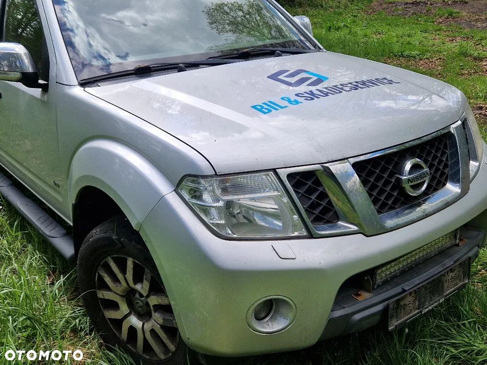 Nissan Navara 3.0 D V6 Platinum Long EU5 - 4