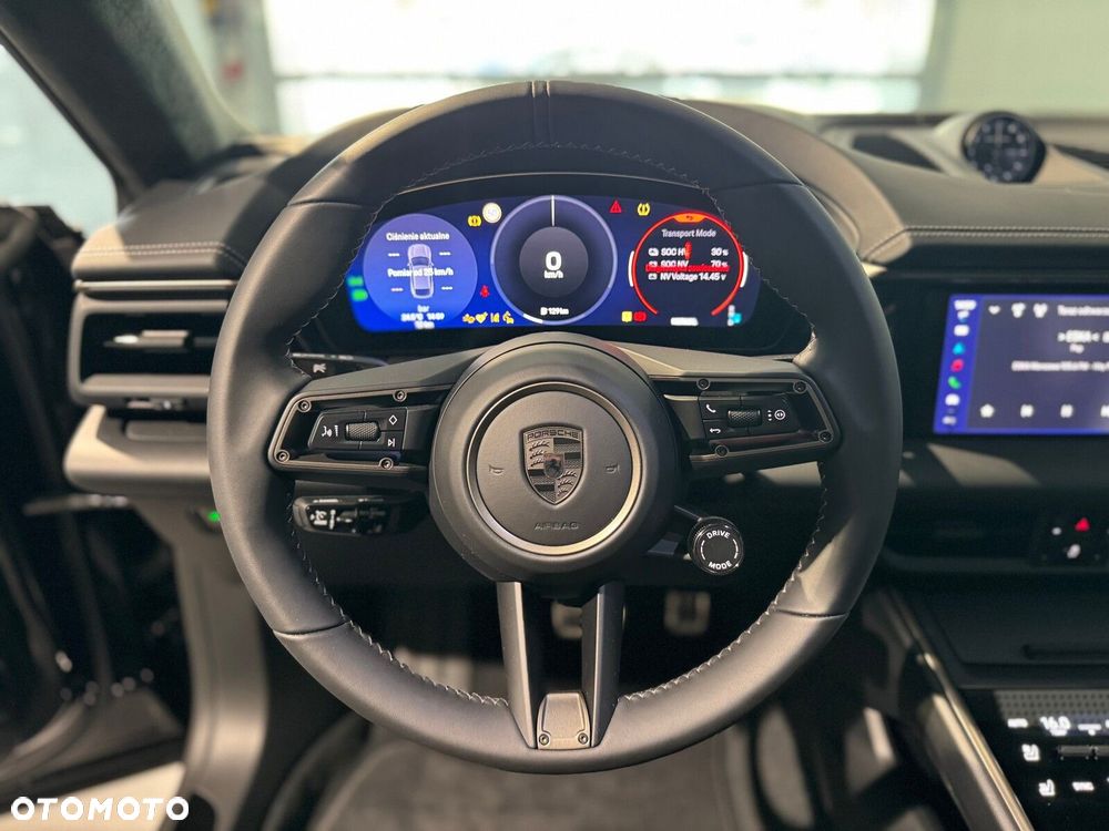 Porsche Macan - 19