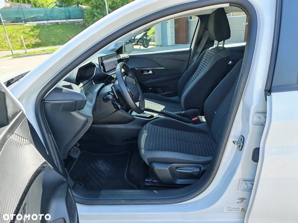 Peugeot 208 1.2 PureTech Active S&S EAT8 - 24