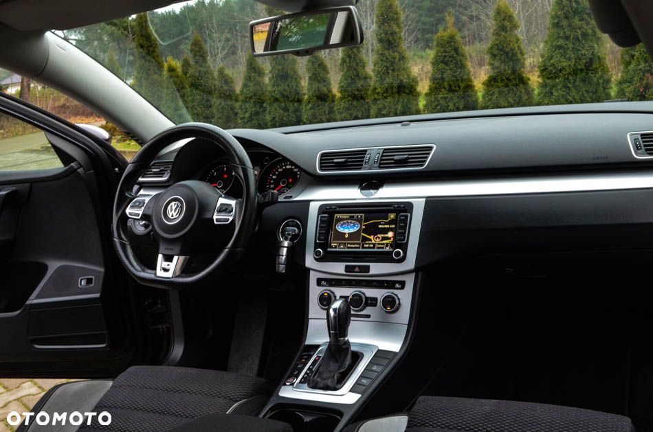 Volkswagen Passat - 29