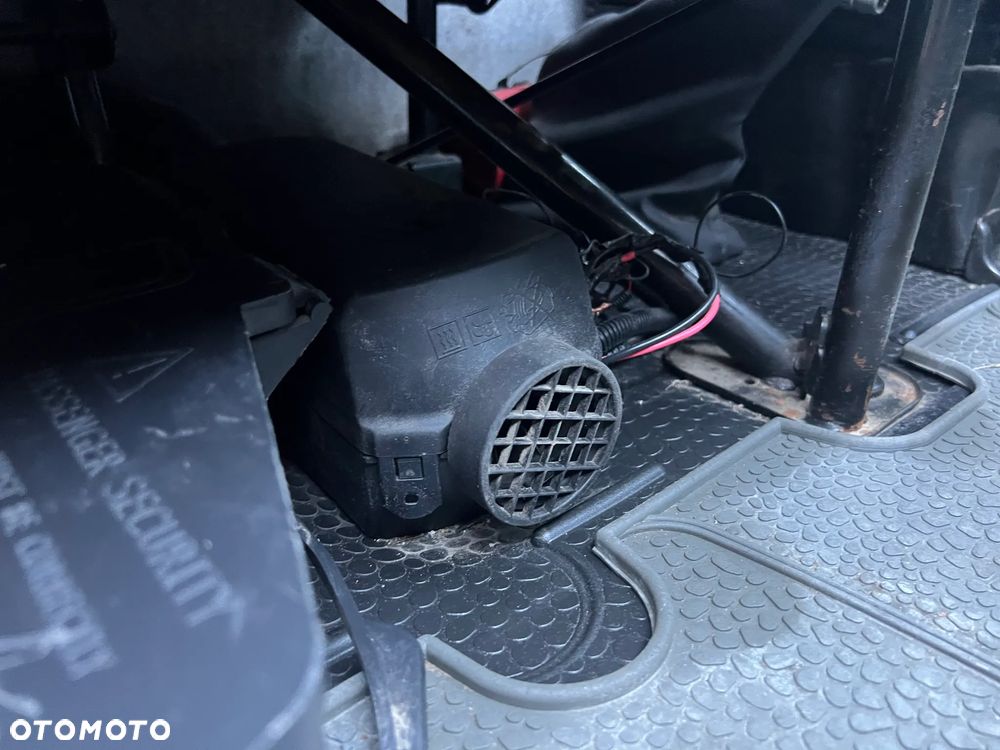 Opel Vivaro - 16