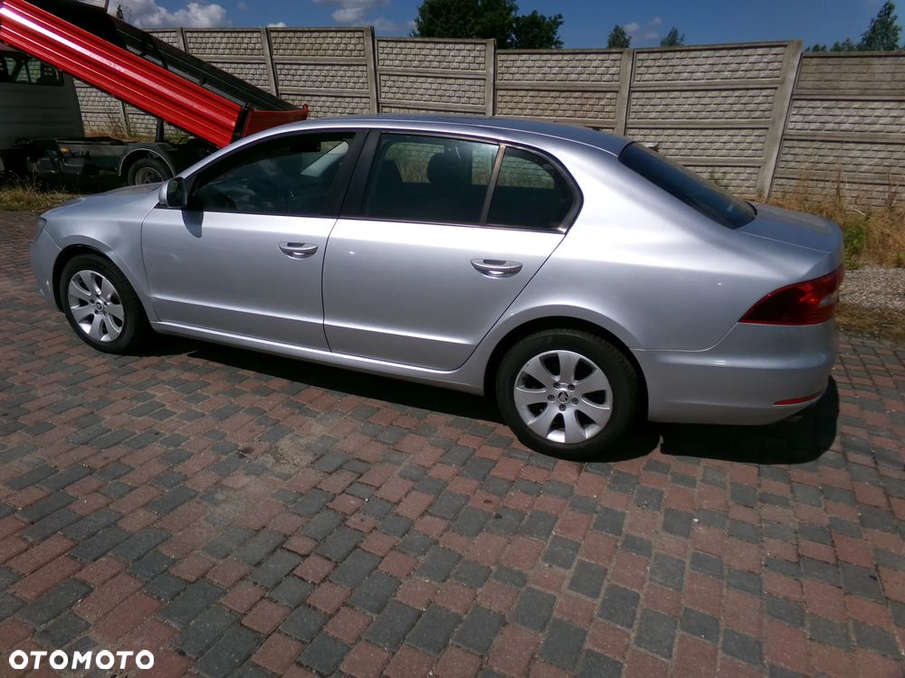 Skoda Superb - 2