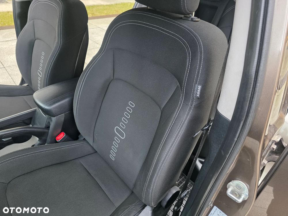 Kia Sportage 1.6 GDI L 2WD - 26