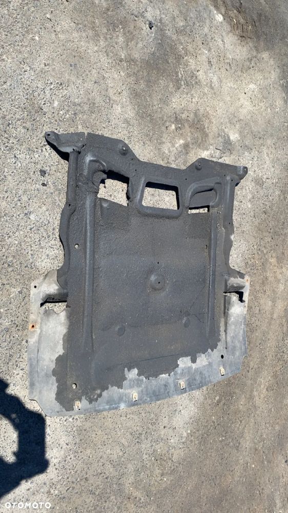 OSŁONA POD SILNIK BMW 5 F10 F11 7 F01 F02 OSŁONA LEKKO USZKODZONA JAK NA ZDJĘCIU - 1