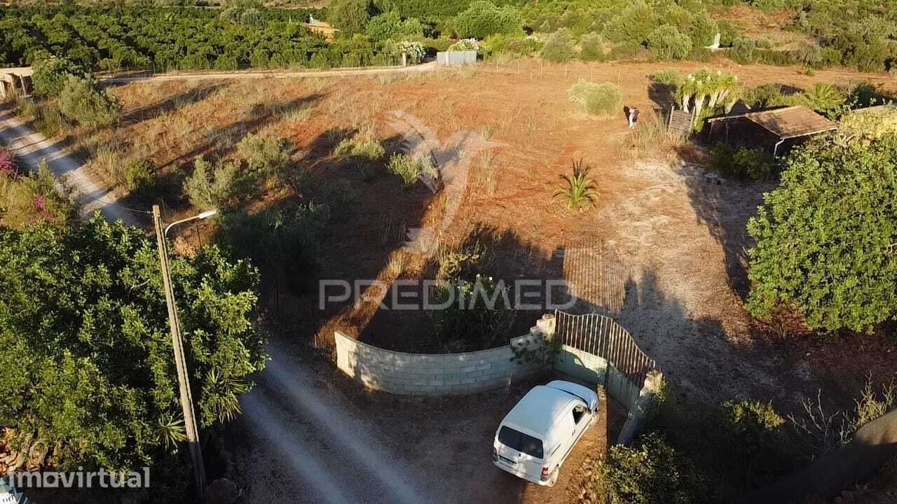 Terreno com agua e luz - Grande imagem: 2/13