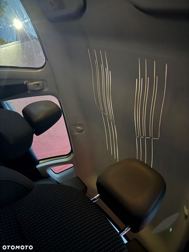 Peugeot 2008 e-HDi FAP 92 EGS6 STOP & START Allure - 13