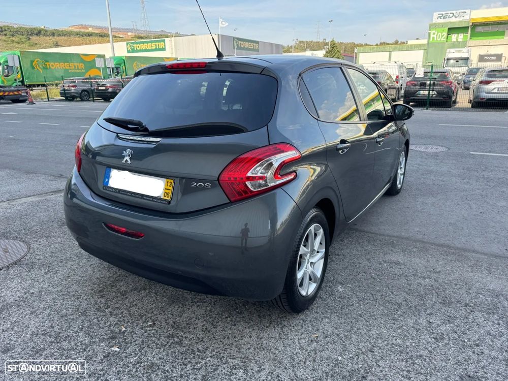 Peugeot 208 1.4 HDi - 4