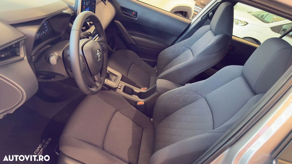 Toyota Corolla Cross - 22