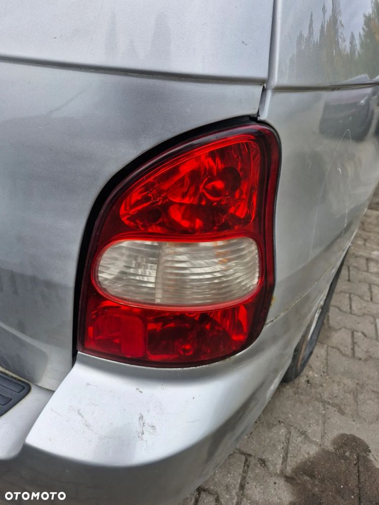 lampa tylna / lampy tylne / Kia Carnival - 1