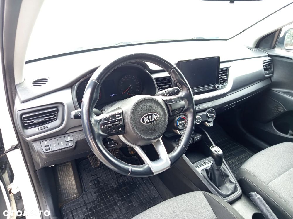 Kia Stonic 1.0 T-GDI M - 10