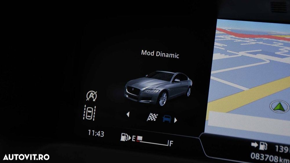 Jaguar XF 20d AWD R-Sport - 16