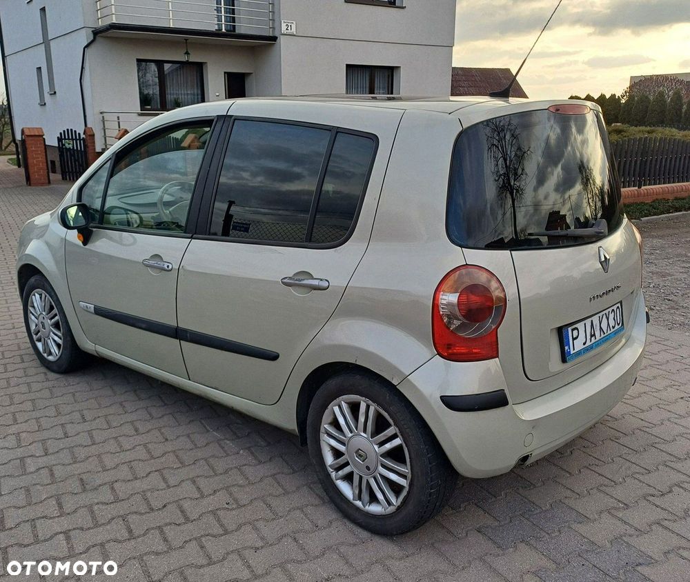 Renault Modus - 2